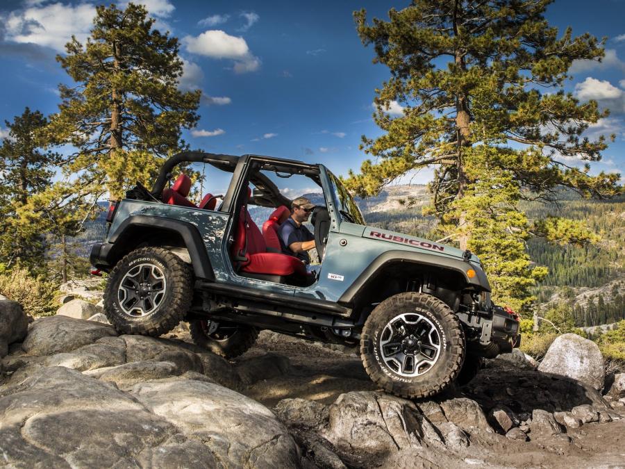  Jeep Wrangler Rubicon 10th Anniversary Edition 2013 года  (EU) (фото 25 из 54)